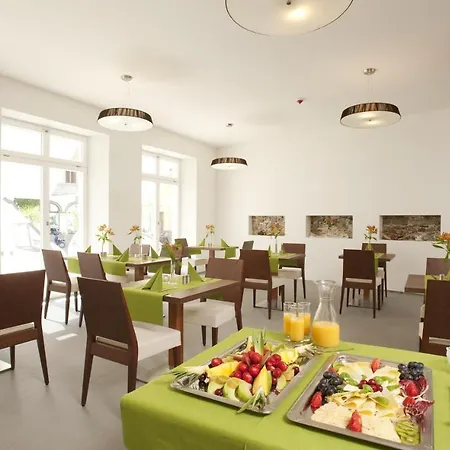 Constantia Hotel