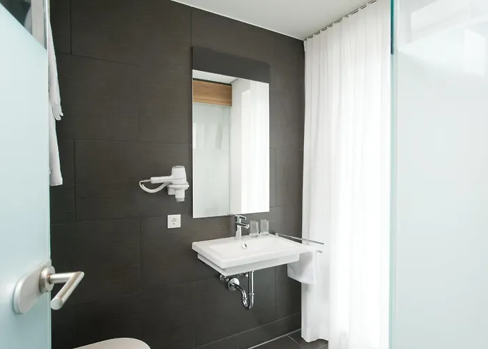 孔斯特尼亚酒店 康斯坦茨